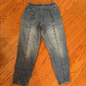 Vintage Carriage Court Blues Mom jeans, size 12, elastic waist, high waist